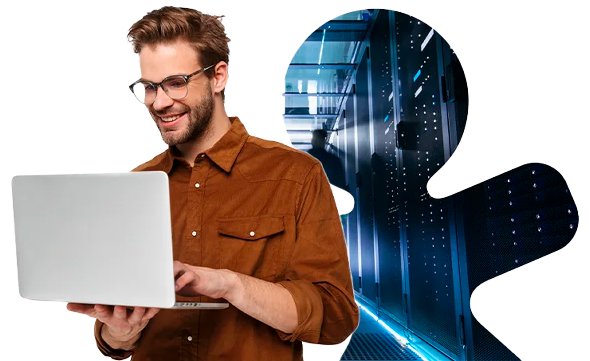 Profissional utilizando notebook com infraestrutura de data center ao fundo representando soluções de armazenamento, processamento e operação da Vivo Vita